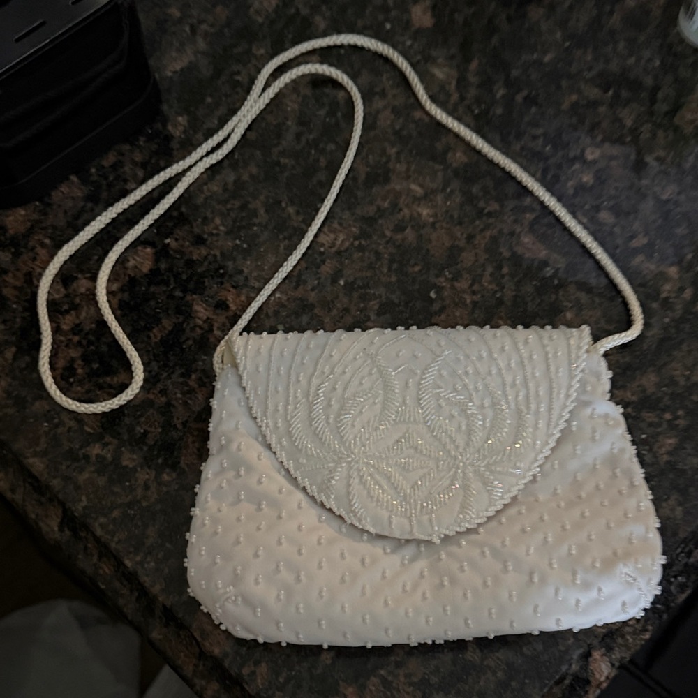 La Regale White Beaded Evening Clutch